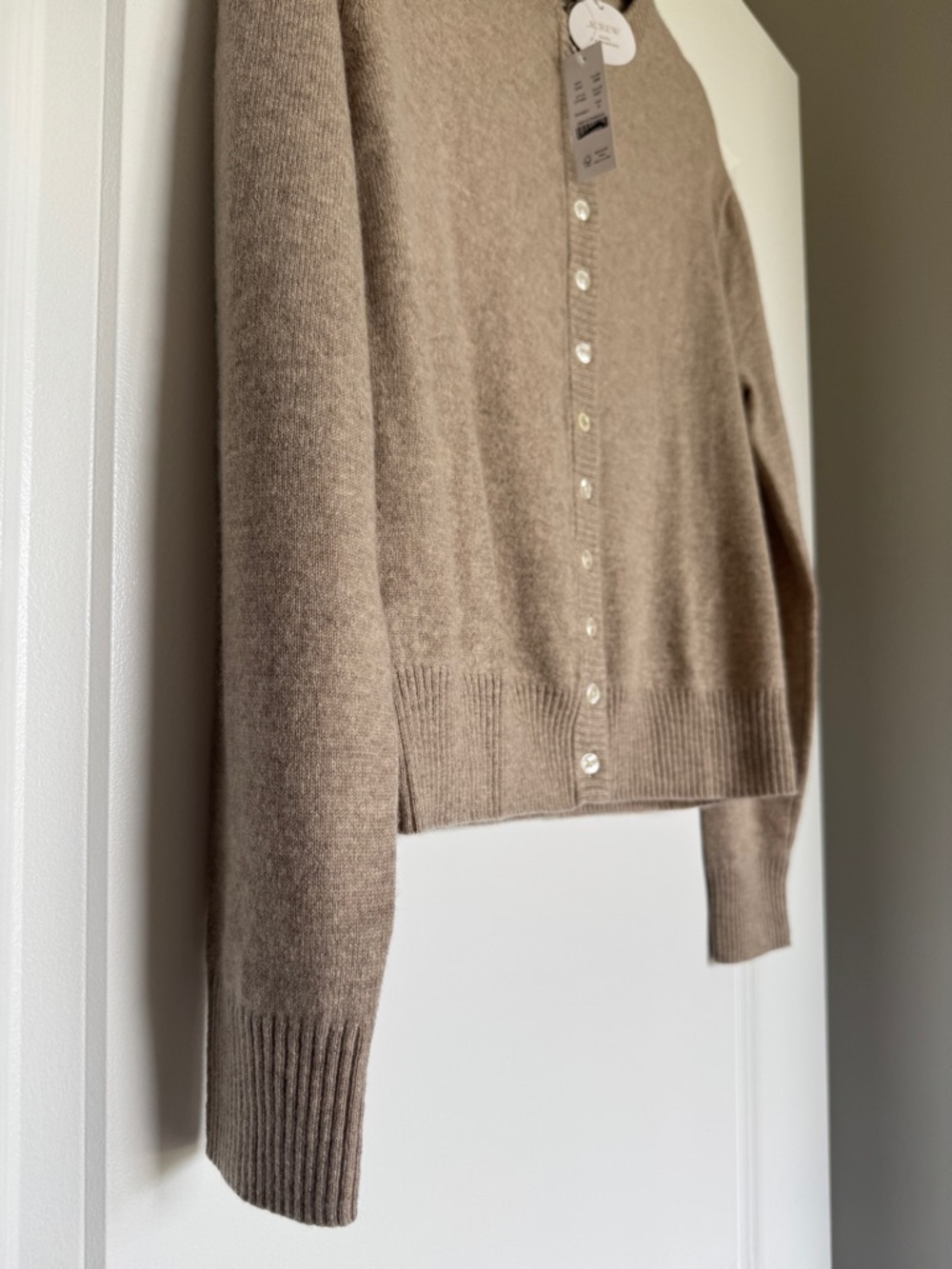 NWT! J. CREW Women’s Perfect Cashmere Cardigan in Heather Stone, Size Small - Picture 3 of 15